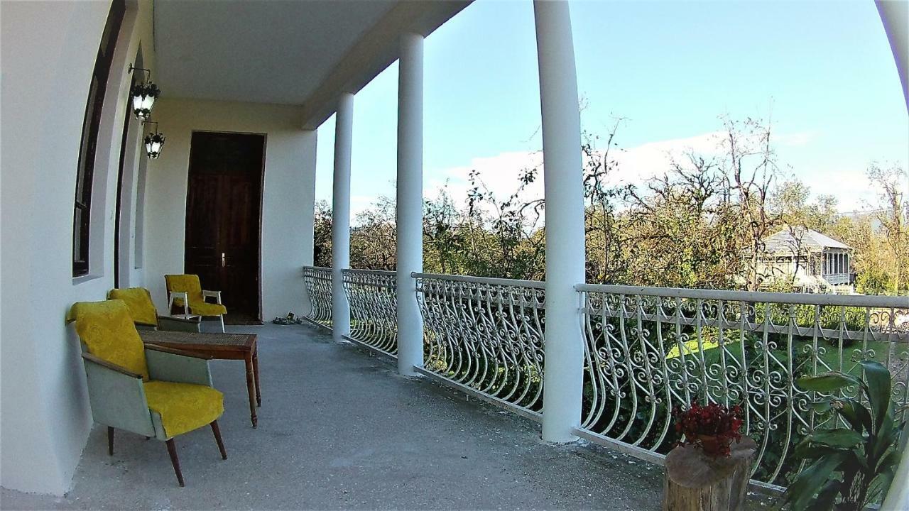 Surmava Palace Martvili Exterior photo